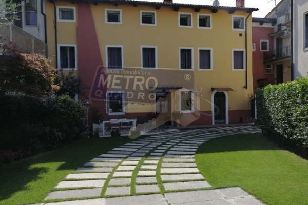 retro esterno - UNIFAM. AFFIANCATA BREGANZE (VI)  